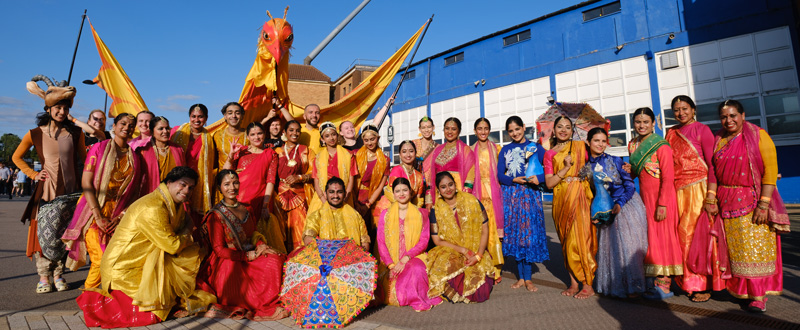 Sonia Sabri Company - Hundreds